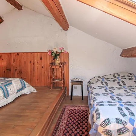 Apartment Wood Loft